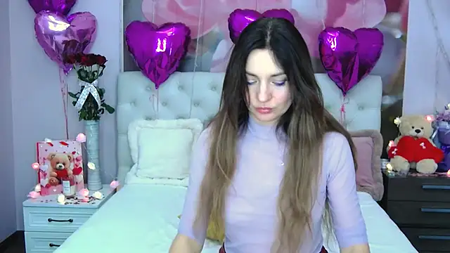 Snapshot of VioletUmi chatting on 02-12-25, 04:55 VioletUmi online show from 02-12-25, 04:55