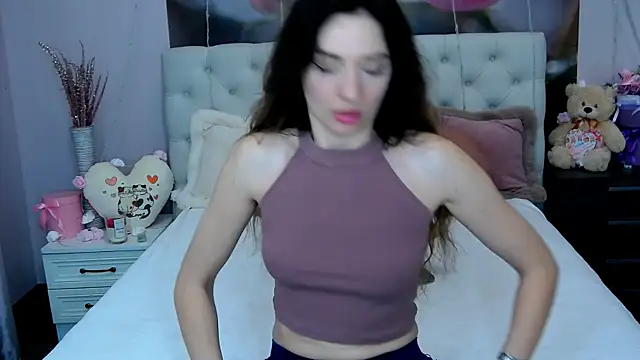 Snapshot of VioletUmi chatting on 03-12-25, 08:08 VioletUmi online show from 03-12-25, 08:08