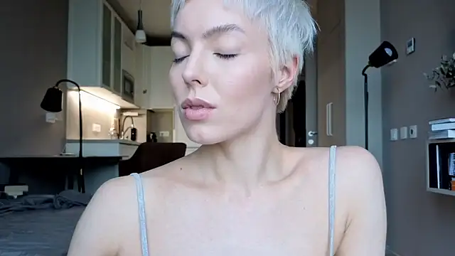 Snapshot of spiklencii chatting on 05-31-26, 04:24 spiklencii online show from 05-31-26, 04:24