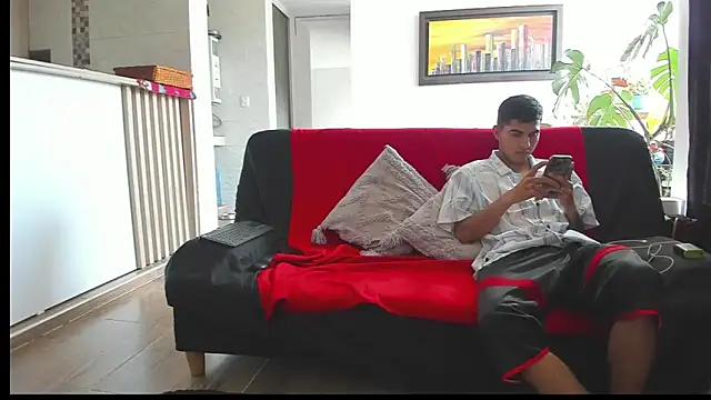 MARCELOANDLUCIAN online show from 07-03-26, 05:52