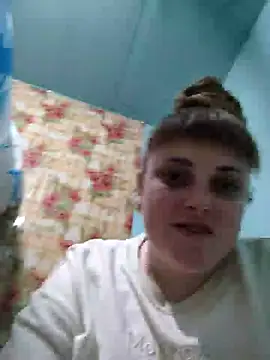 Snapshot of CoddessCrystal chatting on 03-02-25, 04:25 CoddessCrystal online show from 03-02-25, 04:25