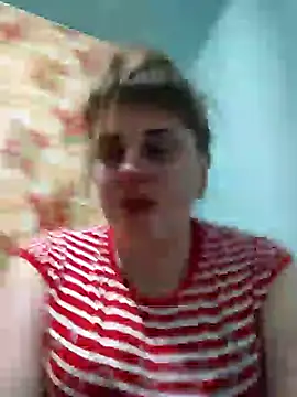 Snapshot of CoddessCrystal chatting on 03-21-25, 04:51 CoddessCrystal online show from 03-21-25, 04:51
