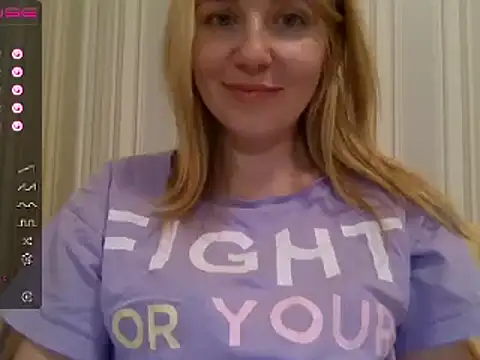 Snapshot of urbadkitty chatting on 03-02-25, 12:03 urbadkitty online show from 03-02-25, 12:03