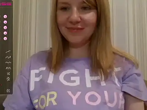 Snapshot of urbadkitty chatting on 03-13-25, 05:07 urbadkitty online show from 03-13-25, 05:07