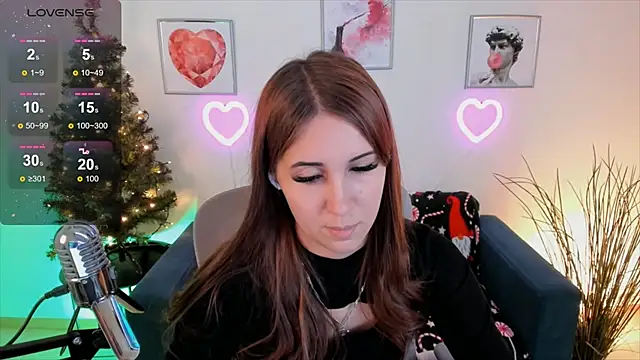 NellieMccaffrey online show from 12-26-24, 10:41