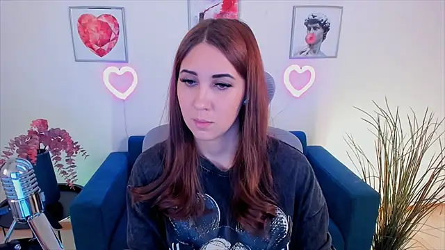 NellieMccaffrey online show from 01-05-25, 04:25