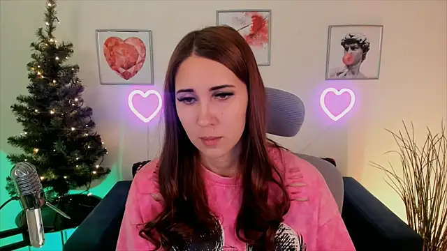 NellieMccaffrey online show from 12-28-24, 01:18