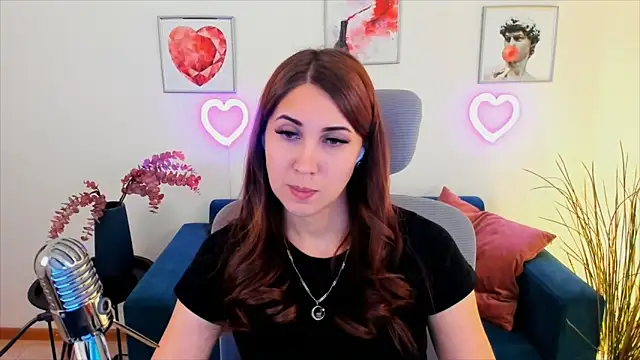 NellieMccaffrey online show from 01-26-25, 07:31