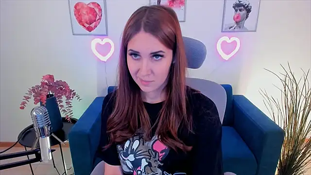 NellieMccaffrey online show from 01-05-25, 11:04