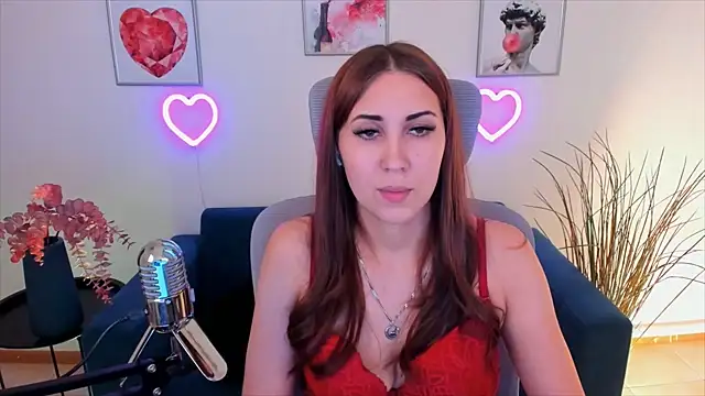 NellieMccaffrey online show from 01-15-25, 04:43