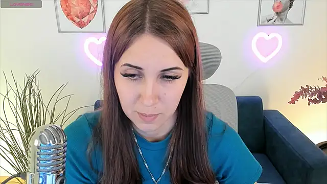 NellieMccaffrey online show from 12-07-24, 07:32