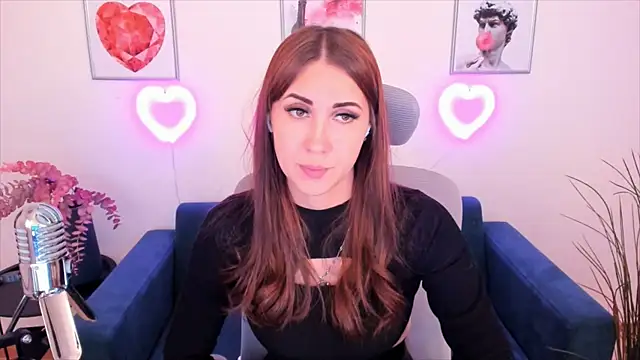 NellieMccaffrey online show from 01-13-25, 04:30