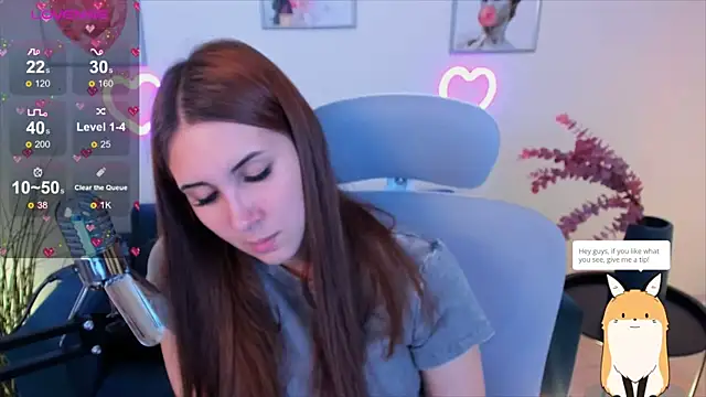 NellieMccaffrey online show from 12-22-24, 07:33