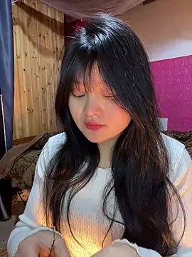 Snapshot of Anges893 chatting on 01-12-25, 02:24 Anges893 online show from 01-12-25, 02:24