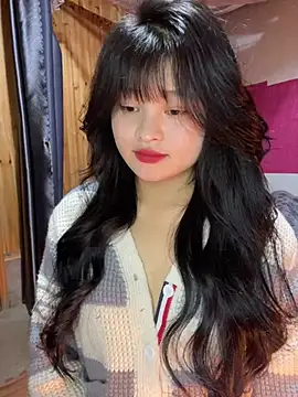 Snapshot of Anges893 chatting on 12-08-24, 02:57 Anges893 online show from 12-08-24, 02:57