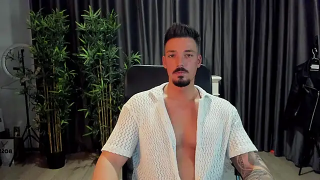 HaydenSpearss online show from 02-04-25, 03:15