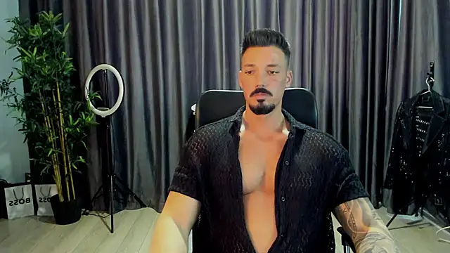 HaydenSpearss online show from 03-25-26, 01:54