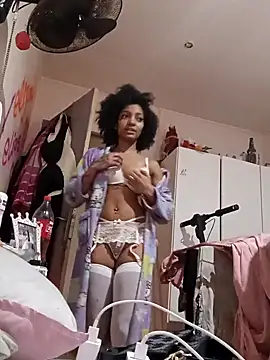 Laanegraofficial  online show from 02-15-25, 11:36