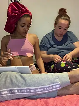 Laanegraofficial  online show from 04-08-26, 08:21