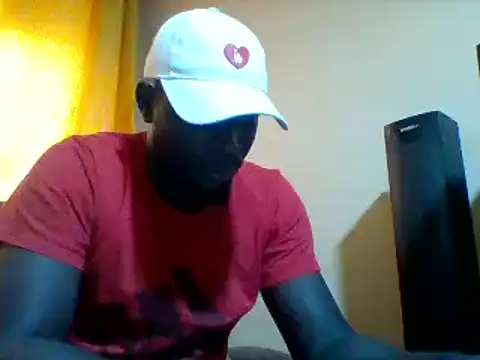 Snapshot of ClinDi chatting on 10-08-25, 01:23 ClinDi online show from 10-08-25, 01:23