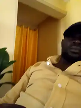 Snapshot of ClinDi chatting on 02-26-25, 12:16 ClinDi online show from 02-26-25, 12:16
