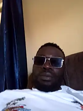 Snapshot of ClinDi chatting on 01-09-25, 01:24 ClinDi online show from 01-09-25, 01:24