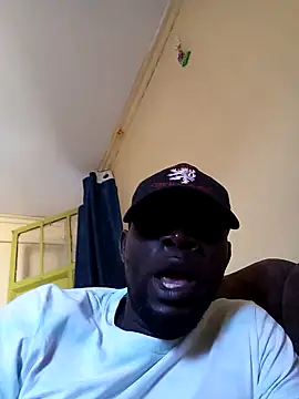 Snapshot of ClinDi chatting on 01-19-25, 01:44 ClinDi online show from 01-19-25, 01:44