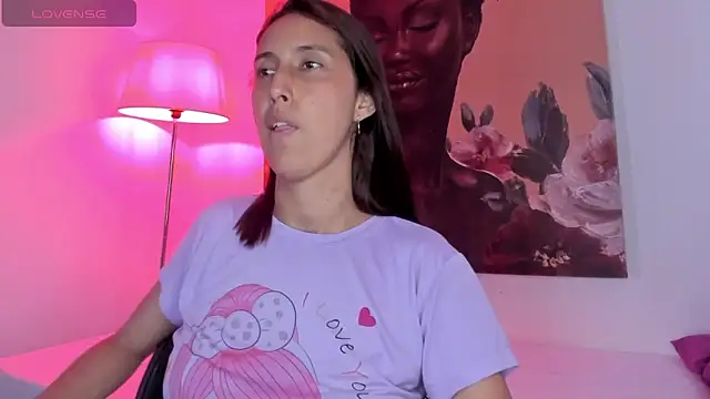 Snapshot of aleja_rythm chatting on 12-01-25, 06:42 aleja rythm online show from 12-01-25, 06:42