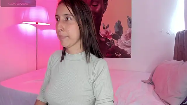 Snapshot of aleja_rythm chatting on 11-30-25, 06:19 aleja rythm online show from 11-30-25, 06:19