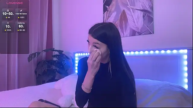 Snapshot of Veronica_leal chatting on 11-06-25, 10:41 Veronica leal online show from 11-06-25, 10:41