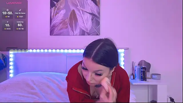 Snapshot of Veronica_leal chatting on 10-30-25, 07:28 Veronica leal online show from 10-30-25, 07:28