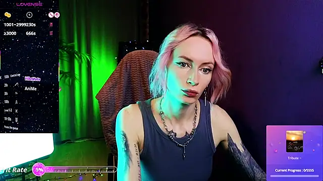 Snapshot of _HelenCarter chatting on 05-11-26, 08:39 HelenCarter online show from 05-11-26, 08:39