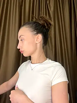 Polli Kiss online show from 11-01-25, 08:25