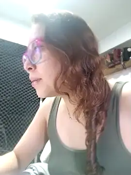 Snapshot of rossmexicana_x chatting on 02-21-26, 07:05 rossmexicana x online show from 02-21-26, 07:05