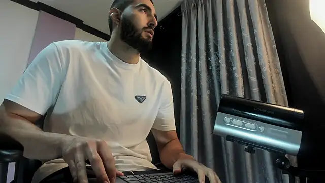 Joao Batista Oficial online show from 06-11-26, 05:59