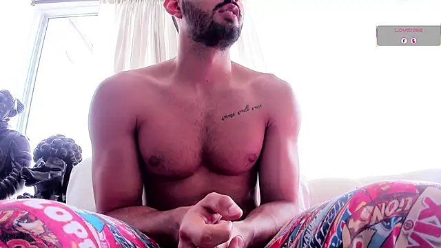 Joao Batista Oficial online show from 10-13-25, 03:24