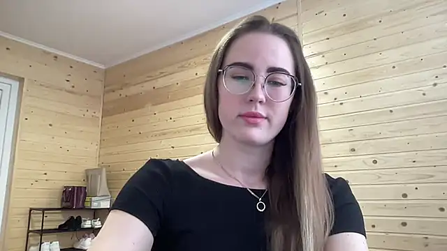 luxie milady online show from 05-22-26, 11:19