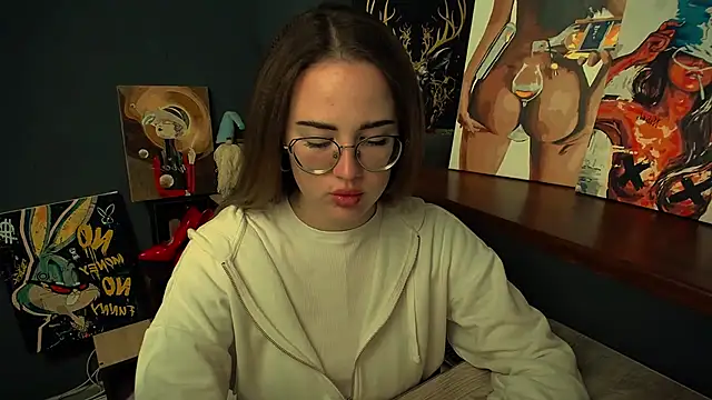 luxie milady online show from 12-05-25, 01:32