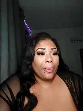 Snapshot of uniquechina69 chatting on 03-08-25, 05:49 uniquechina69 online show from 03-08-25, 05:49