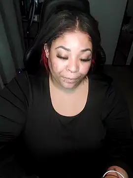 Snapshot of uniquechina69 chatting on 02-14-25, 12:51 uniquechina69 online show from 02-14-25, 12:51