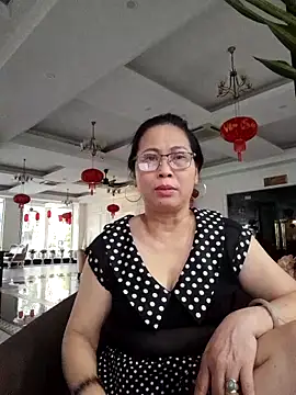 Snapshot of Hangem111 chatting on 10-07-25, 05:52 Hangem111 online show from 10-07-25, 05:52