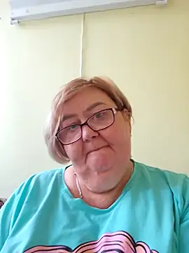 Snapshot of Awn290668 chatting on 10-06-25, 11:00 Awn290668 online show from 10-06-25, 11:00