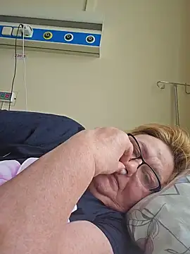 Snapshot of Awn290668 chatting on 02-03-25, 10:03 Awn290668 online show from 02-03-25, 10:03