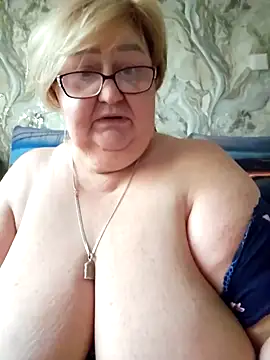 Snapshot of Awn290668 chatting on 11-05-25, 05:54 Awn290668 online show from 11-05-25, 05:54