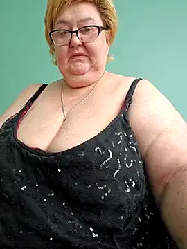 Snapshot of Awn290668 chatting on 02-28-25, 06:10 Awn290668 online show from 02-28-25, 06:10