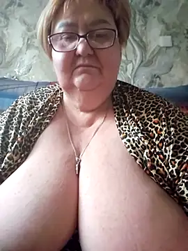 Snapshot of Awn290668 chatting on 02-20-26, 05:37 Awn290668 online show from 02-20-26, 05:37