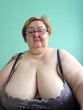 Snapshot of Awn290668 chatting on 09-27-25, 06:19 Awn290668 online show from 09-27-25, 06:19