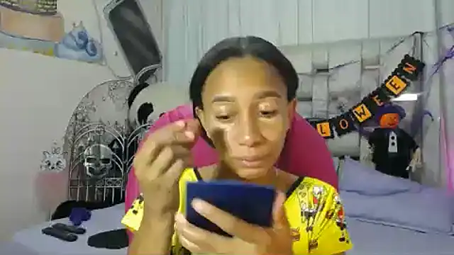 EMMA SWEETT1 online show from 10-08-25, 12:39