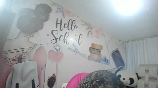 EMMA SWEETT1 online show from 09-29-25, 12:33