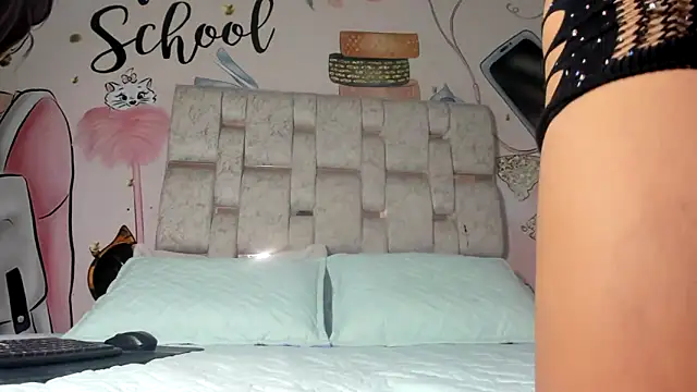 EMMA SWEETT1 online show from 03-20-25, 03:47